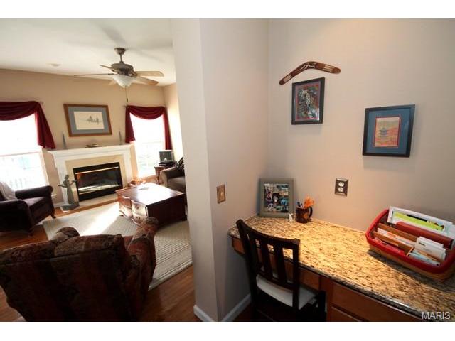 6 Eagle Bluff Ln, Saint Charles, MO 63303 photo 6