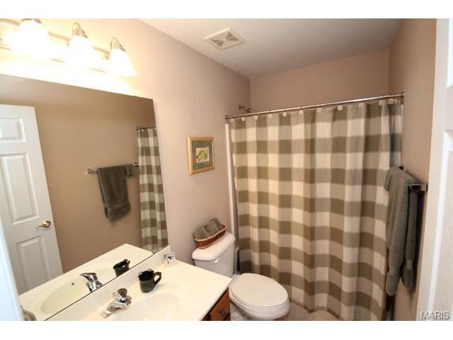 6 Eagle Bluff Ln, Saint Charles, MO 63303 photo 25