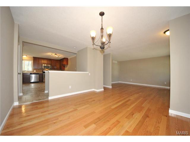 700 Shallowcreek, Ballwin, MO 63021 photo 10