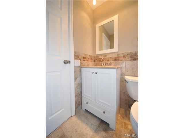 700 Shallowcreek, Ballwin, MO 63021 photo 6