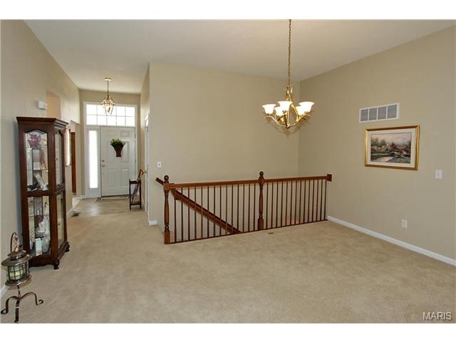888 Gandolf Way, Eureka, MO 63025 photo 3