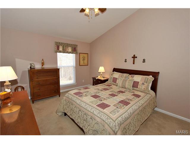 888 Gandolf Way, Eureka, MO 63025 photo 13