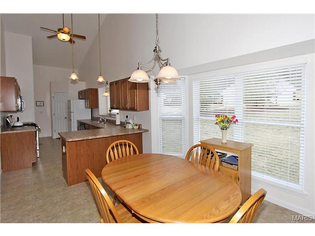 888 Gandolf Way, Eureka, MO 63025 photo 9