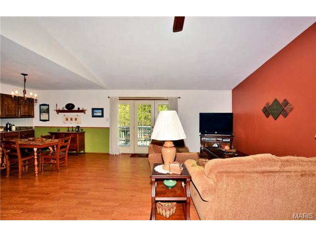 121 Hickory Hl, Eureka, MO 63025 photo 4