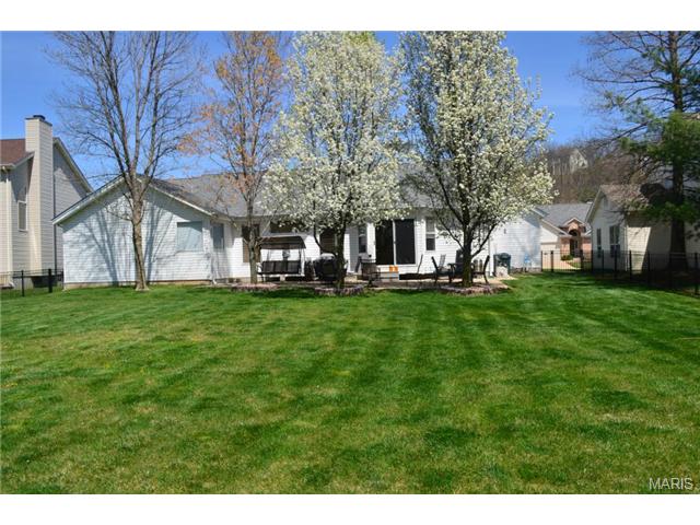 872 Kiefer Trails Dr, Ballwin, MO 63021 photo 21