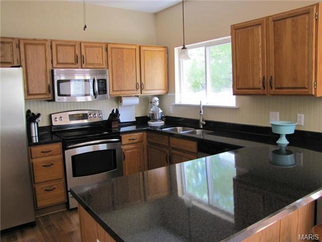 182 Cascade Terrace Dr, Ballwin, MO 63021 photo 5