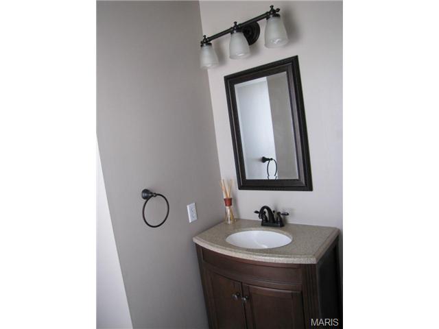 182 Cascade Terrace Dr, Ballwin, MO 63021 photo 9