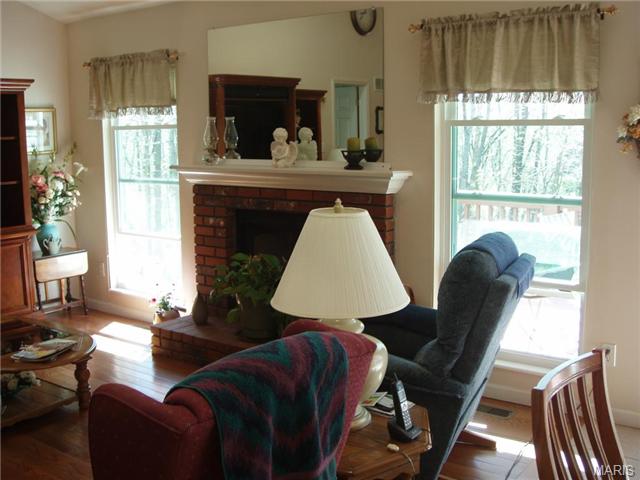 204 Kildare Ct, O'fallon, MO 63366 photo 2