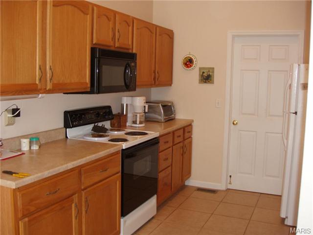 204 Kildare Ct, O'fallon, MO 63366 photo 12