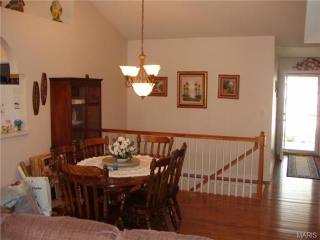 204 Kildare Ct, O'fallon, MO 63366 photo 3