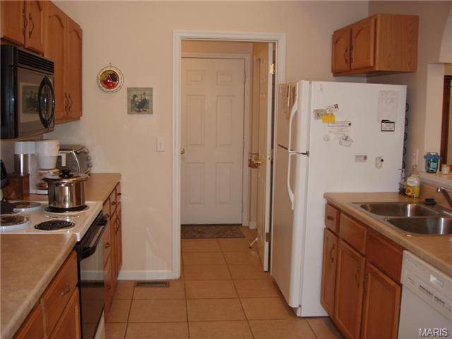204 Kildare Ct, O'fallon, MO 63366 photo 14