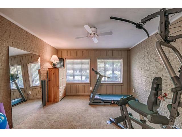 19 Frederick Ln, Glendale, MO 63122 photo 25