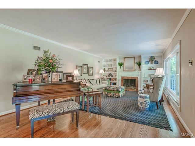 19 Frederick Ln, Glendale, MO 63122 photo 11