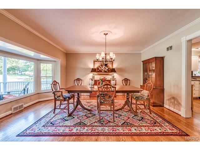19 Frederick Ln, Glendale, MO 63122 photo 14