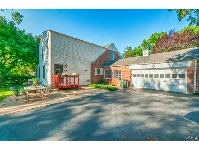 19 Frederick Ln, Glendale, MO 63122 photo 7