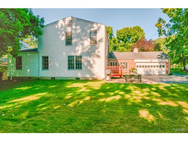 19 Frederick Ln, Glendale, MO 63122 photo 9