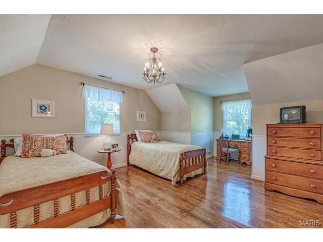 19 Frederick Ln, Glendale, MO 63122 photo 33