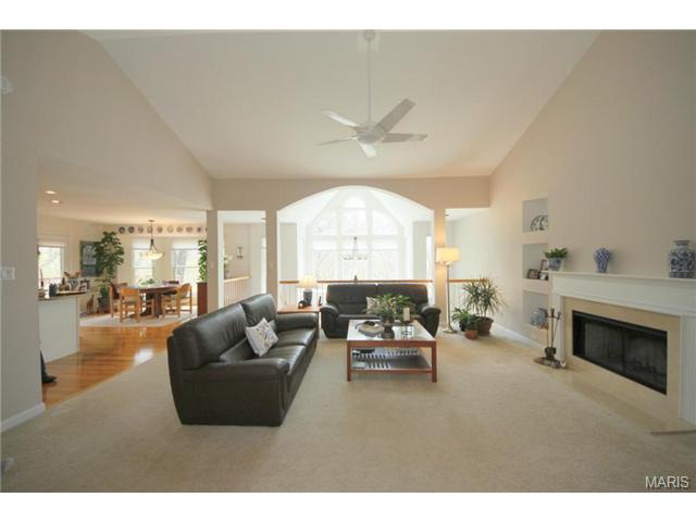 1610 Strecker Woods, Wildwood, MO 63011 photo 2