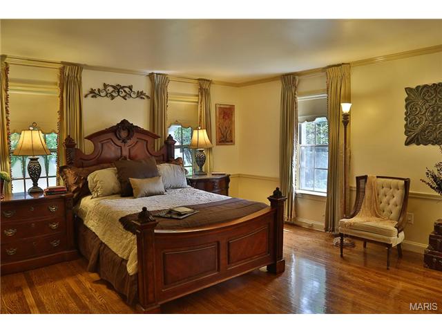 59 Pointer Ln, Ladue, MO 63124 photo 12