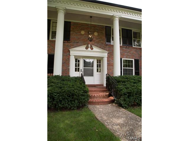 59 Pointer Ln, Ladue, MO 63124 photo 2