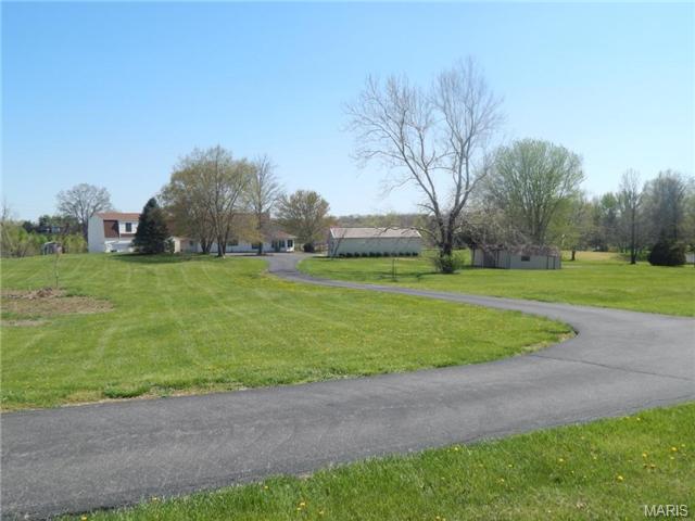 30 Dutchman Ln, Weldon Spring, MO 63304 photo 31