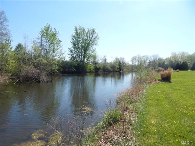 30 Dutchman Ln, Weldon Spring, MO 63304 photo 4