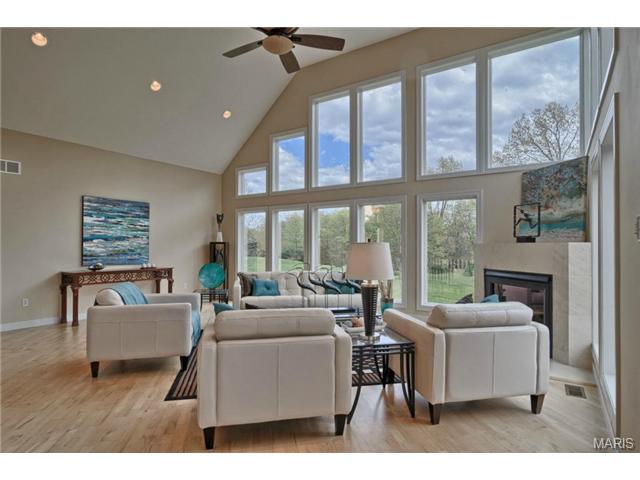 5439 Guinevere, Weldon Spring, MO 63304 photo 5