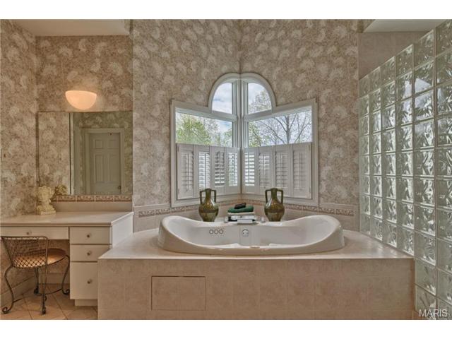 5439 Guinevere, Weldon Spring, MO 63304 photo 13