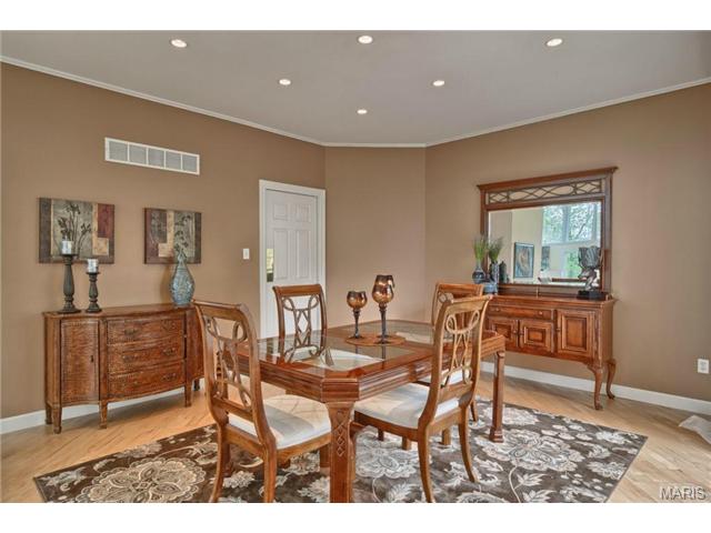 5439 Guinevere, Weldon Spring, MO 63304 photo 7