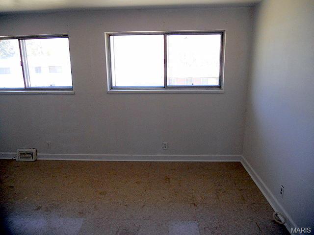 1747 Beecher Dr, Saint Louis, MO 63136 photo 4