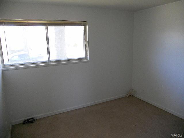 1747 Beecher Dr, Saint Louis, MO 63136 photo 9
