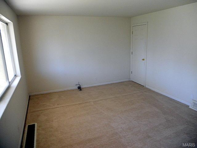 1747 Beecher Dr, Saint Louis, MO 63136 photo 2