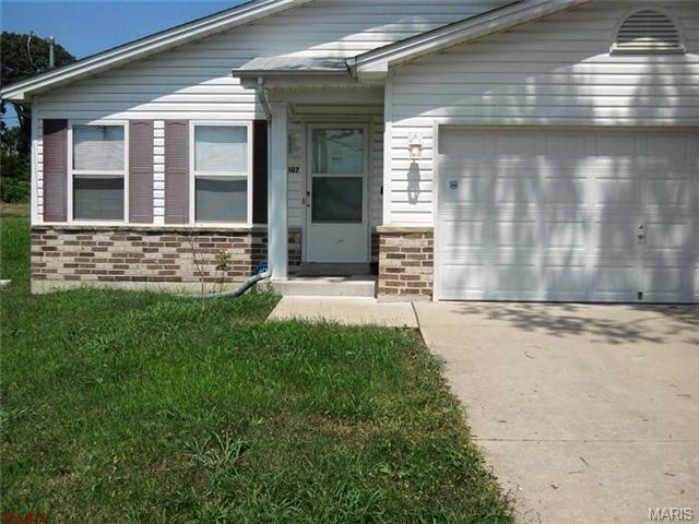 6307 Dardanella Ave, Pine Lawn, MO 63121 photo 1