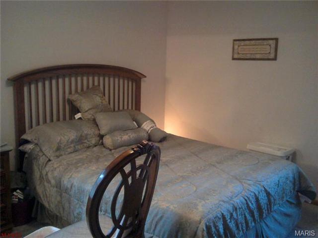 6307 Dardanella Ave, Pine Lawn, MO 63121 photo 9
