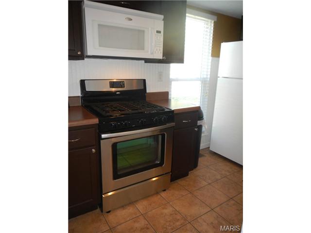 410 Feise Rd, O'fallon, MO 63368 photo 9