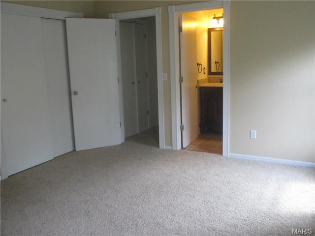1406 Pepperdine Ct, Ballwin, MO 63021 photo 16