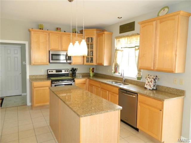 522 Rascal Xing, O'fallon, MO 63366 photo 7