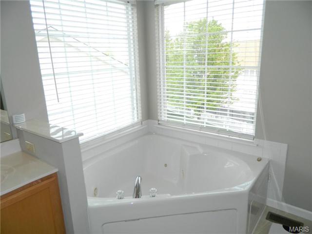 522 Rascal Xing, O'fallon, MO 63366 photo 18