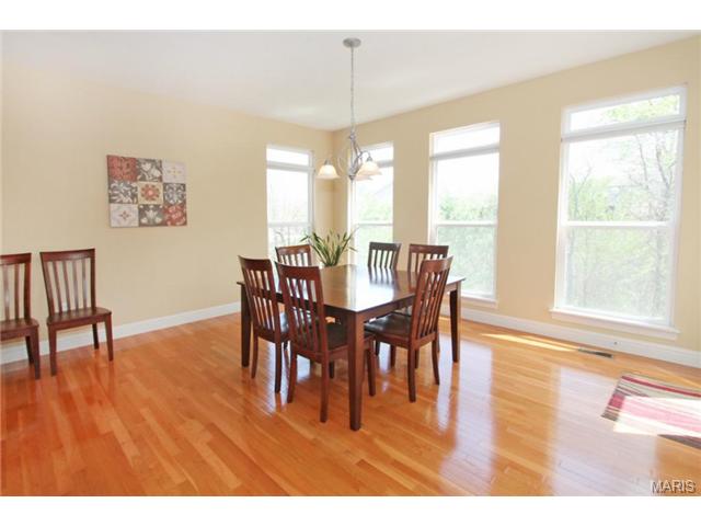 400 Fox Run Dr, O'fallon, MO 63368 photo 4