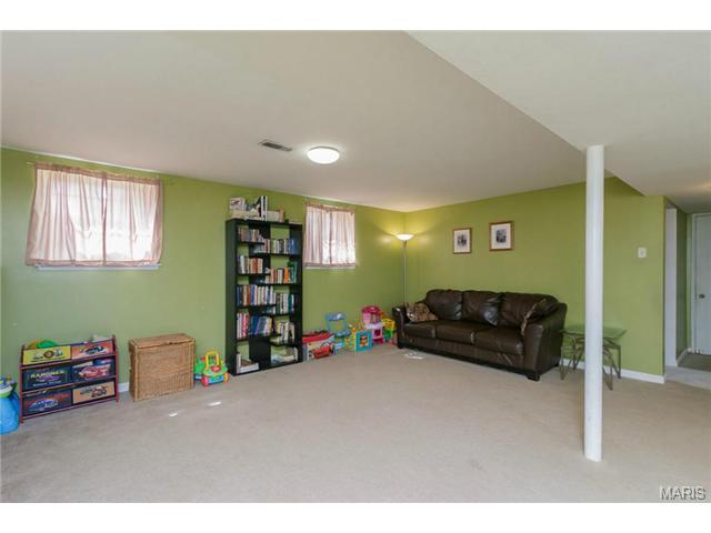 1004 Saint Matthew, O'fallon, MO 63366 photo 24