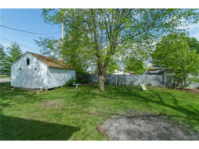 1004 Saint Matthew, O'fallon, MO 63366 photo 29