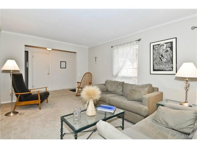 2 Savant Ct, Ballwin, MO 63011 photo 5