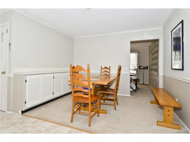 2 Savant Ct, Ballwin, MO 63011 photo 7
