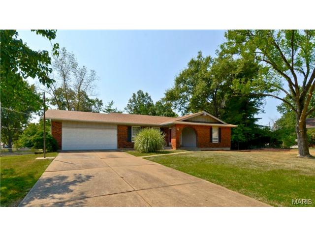 2 Savant Ct, Ballwin, MO 63011 photo 1
