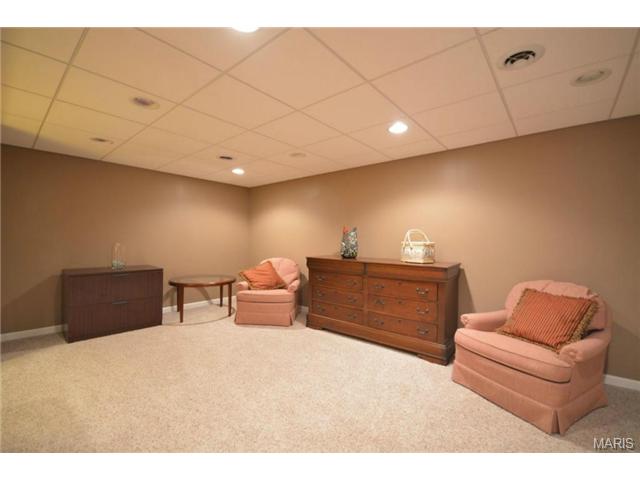 802 Longview Dr, Saint Charles, MO 63301 photo 17
