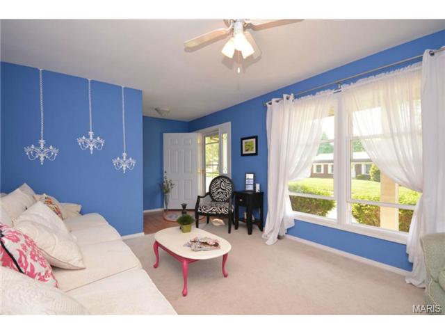 802 Longview Dr, Saint Charles, MO 63301 photo 10
