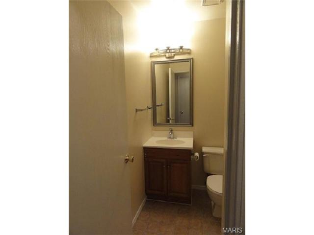 6 Megans Ct, O'fallon, MO 63366 photo 5