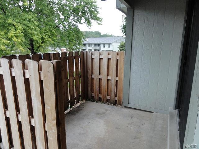 6 Megans Ct, O'fallon, MO 63366 photo 2