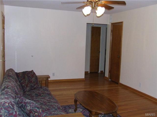 1015 Rose Hl, Ellisville, MO 63021 photo 5