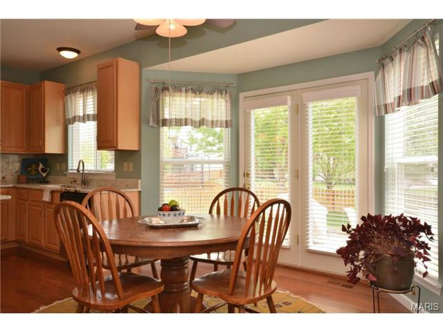 412 Copper Tree Trl, O'fallon, MO 63368 photo 12